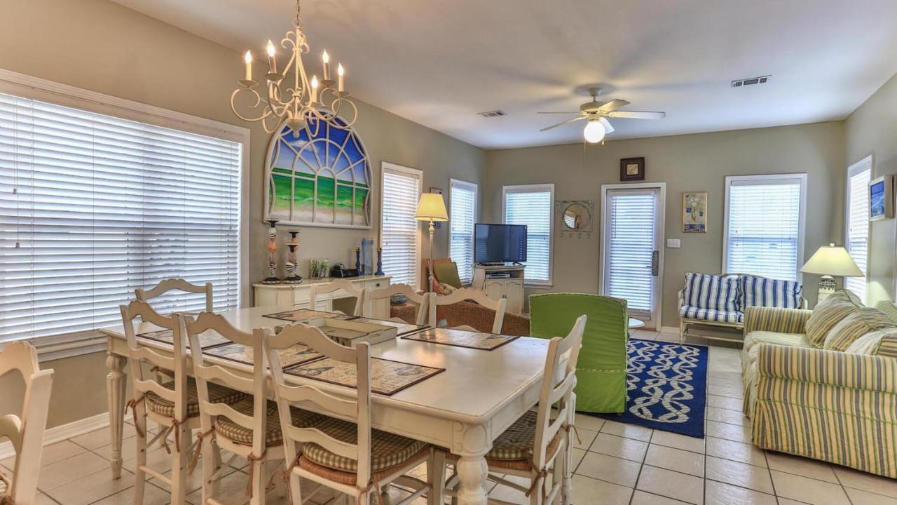 Biglows Bungalow - About A Quarter Mile To Private Neighborhood Beach Access, Pet Friendly, Community Pool Villa Destin Bagian luar foto